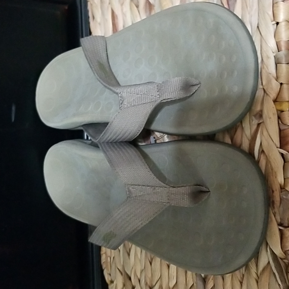 Vionic Wave Sandal